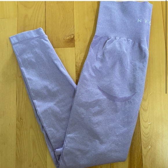 Lilac NVGTN Contour Seamless Leggings - Picture 3 of 3